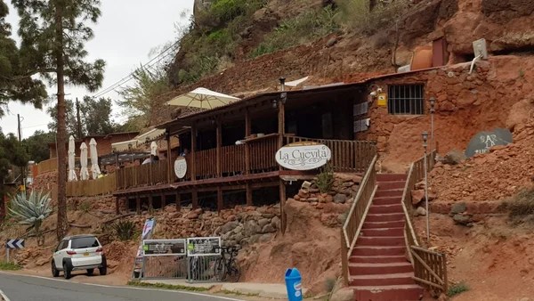 Ausflug zum Stausee Ayagaures ca. 30 Kilometer